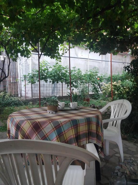 Julija Guest House Ohrida Exterior foto